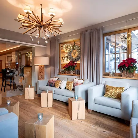 Alpen Glueck Hotel Kirchberger Hof-3